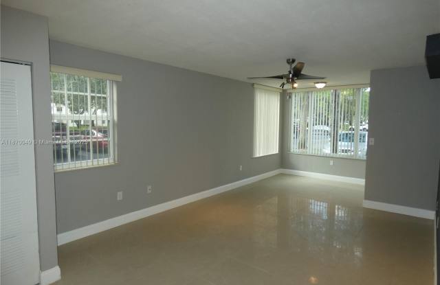 2803 N Oakland Forest Dr