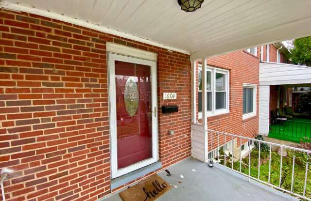 Charming 3BR/2BA Townhome in Stonewood, MD!