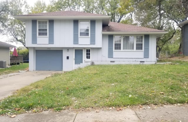 11912 Belmont Avenue - 11912 Belmont Avenue, Grandview, MO 64030