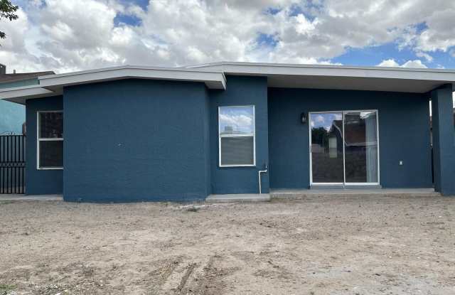 421 Valle Del Mar Drive