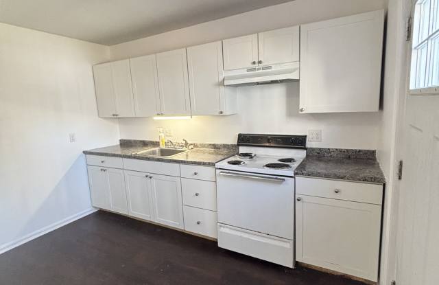 Photo of 828 Gray Rd,2