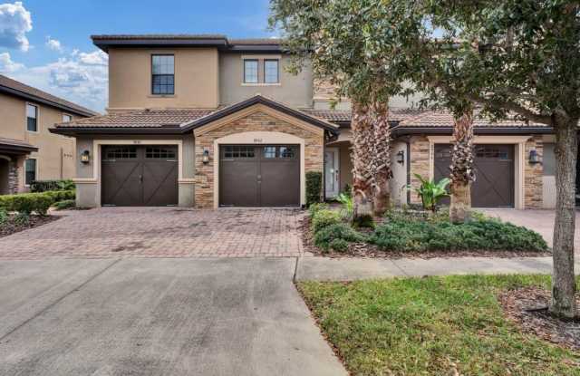 8942 AZALEA SANDS LANE
