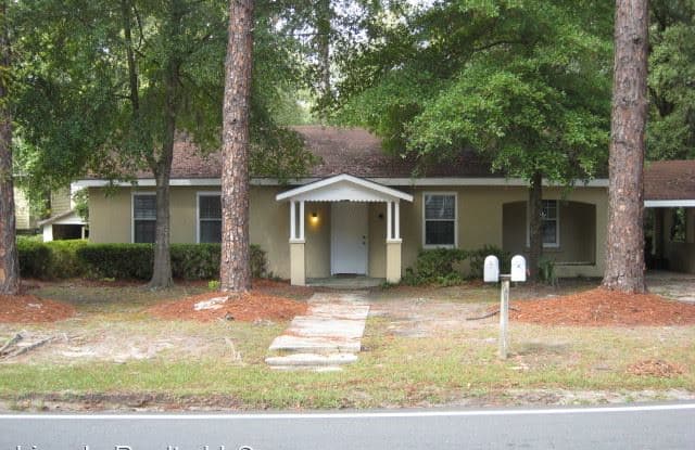 206 W Mary Street - 206 1/2 W Mary St, Valdosta, GA 31601