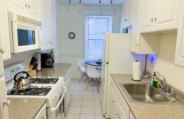 1945 Commonwealth Ave