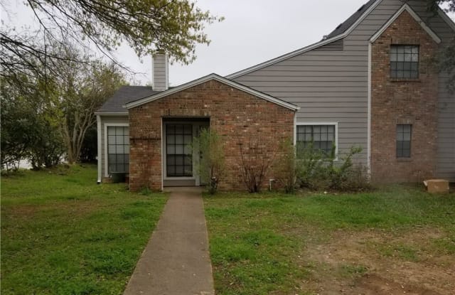 2501 Cross Timbers Drive - 2501 Cross Timbers Drive, College Station, TX 77840