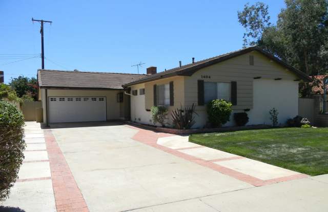 1404 E Sycamore Ave - AVAILABLE 6/1/2026