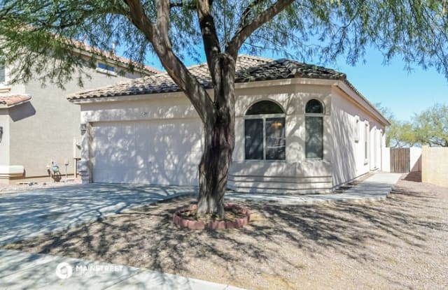 265 East Camino Del Abeto - 265 East Camino Del Abeto, Sahuarita, AZ 85629