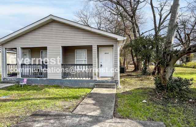 Photo of 2614 North Orchard Knob Avenue