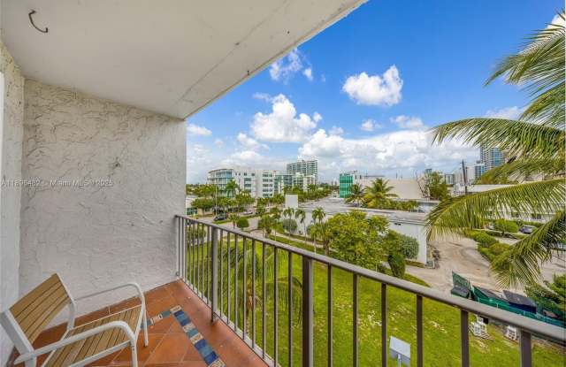 6545 Indian Creek Dr