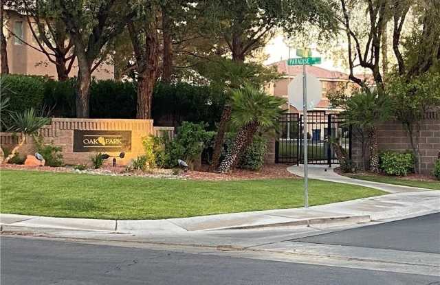 861 CLEAR DIAMOND Avenue