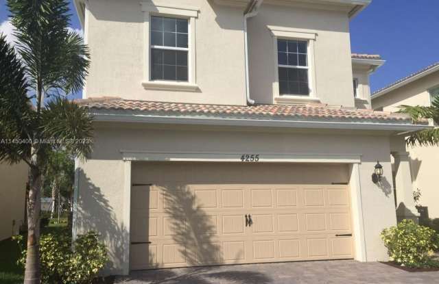 4255 Large Leaf Ln - 4255 Large Leaf Lane, Hollywood, FL 33021