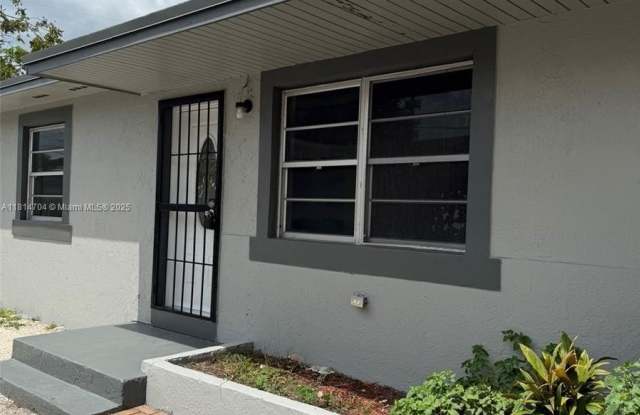 Photo of 740 NW 100th St