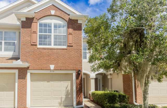 3116 Hollow Tree Court