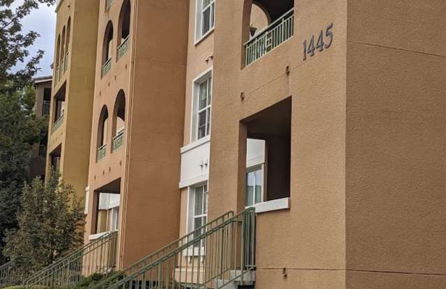SAN JOSE - well appointed condo with premium ammenities
