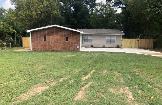 1770 Keyes Dr - 1770 Keyes Drive, Memphis, TN 38116