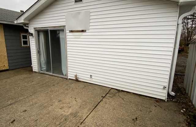 5358 Winthrop Avenue