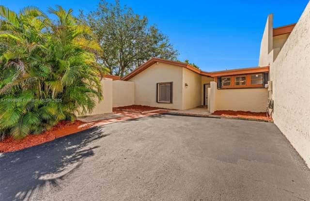 Photo of 7688 SW 105th Pl