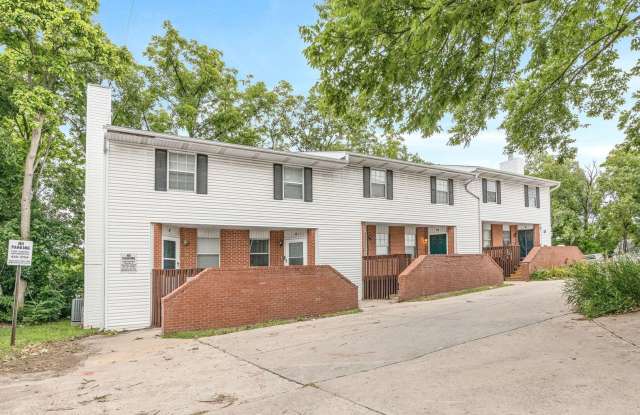 Photo of 3 Bed 2 bath Townhome