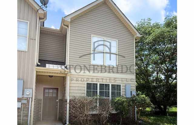 2 bed, 2.5 bath townhome in Calera