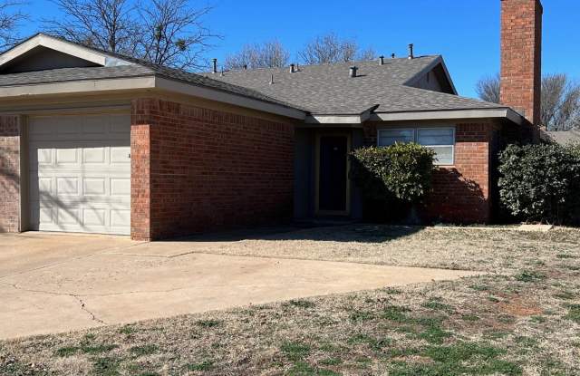 7912 Aberdeen Avenue - 7912 Aberdeen Avenue, Lubbock, TX 79424