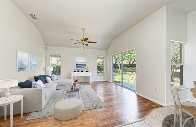 Photo of 3219 58th Terrace East