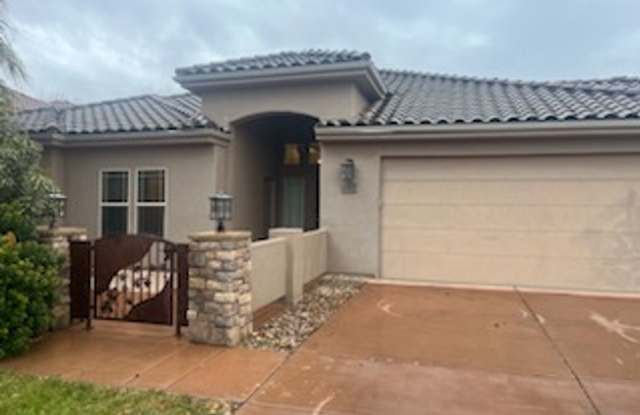 Spacious  Stylish 4-Bedroom Home with 3-Car Garage