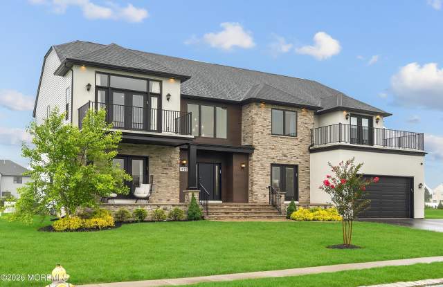1675 St Regis Court