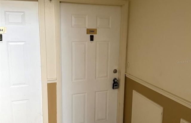 3986 VERSAILLES DRIVE