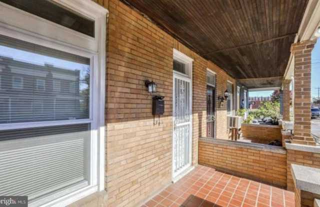 2740 E BIDDLE STREET