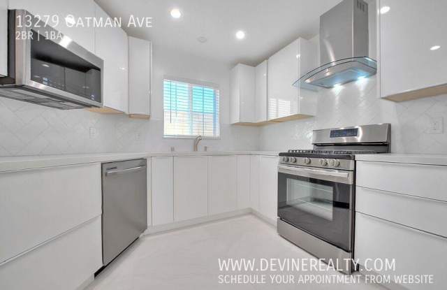 13279 Oatman Ave