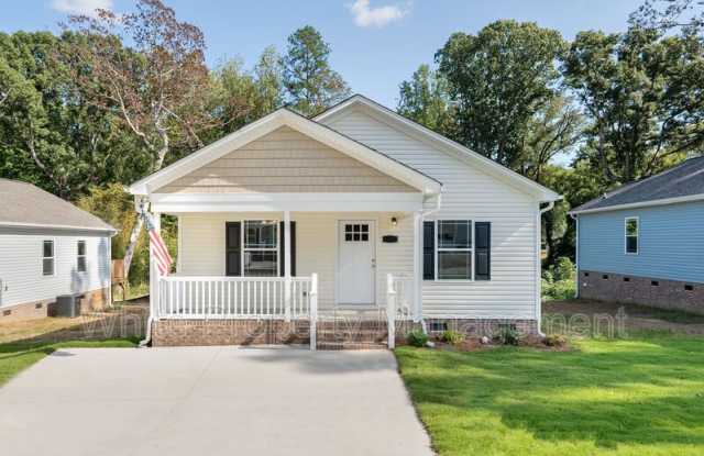 649 Laundry Street