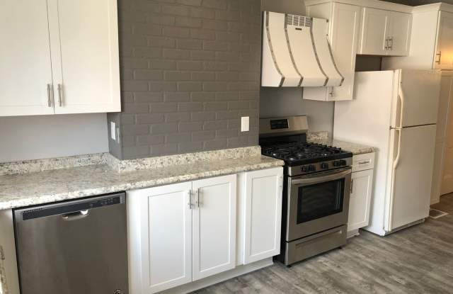 Lawrenceville - 3 BR Single Family Home, Newly Remodeled!  Off Street Parking!