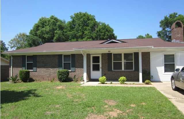 648 DEEDRA AVE - 648 Deedra Avenue, Escambia County, AL 32514