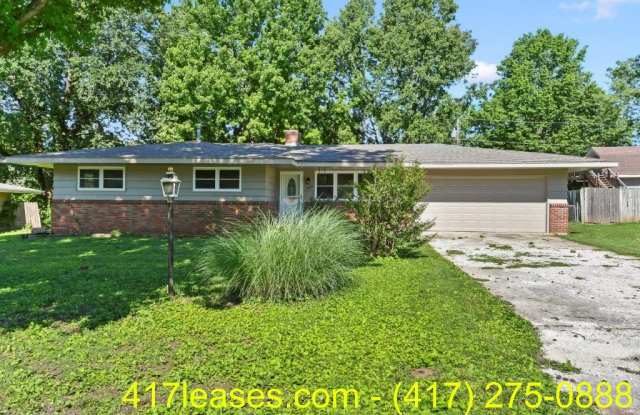 203 South White Oak Avenue