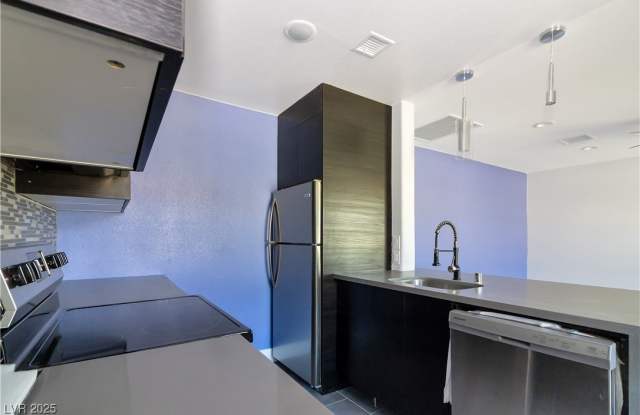 2518 McCarran Street