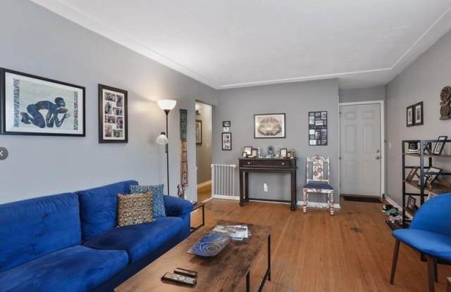 Photo of 4540 Tyler St NE - 2