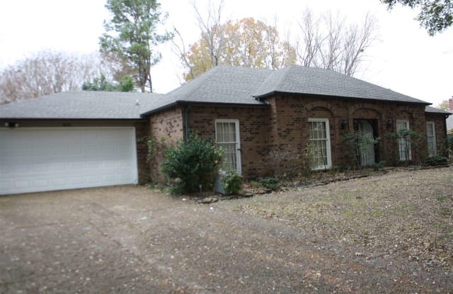 1833 GREENSPRINGS - 1833 Greensprings Lane, Germantown, TN 38138