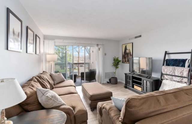 2121 Nicholasville Road