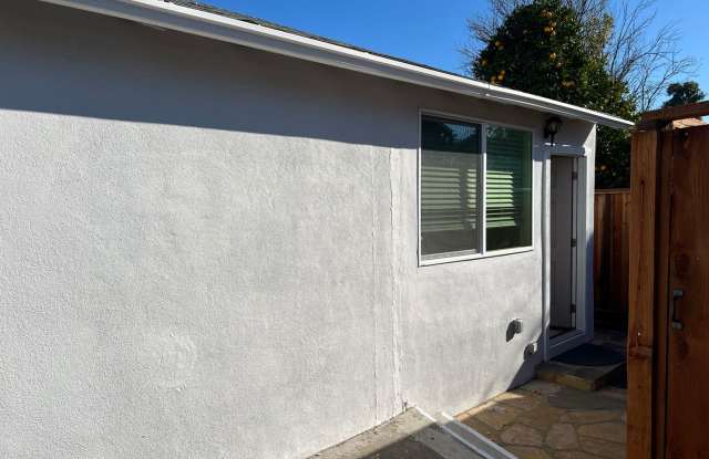 Photo of BEAUTIFUL DETACHED ADU WITH AC, NEW APPLIANCES, PRIVATE ENTRANCE, UPDATED KITCHEN AND MORE!!!