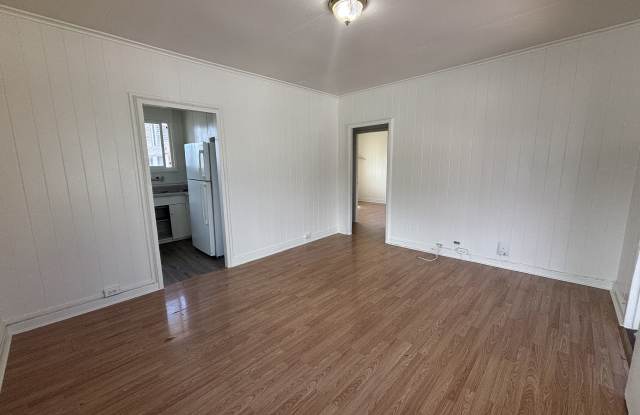 2344 Date Street - C-1