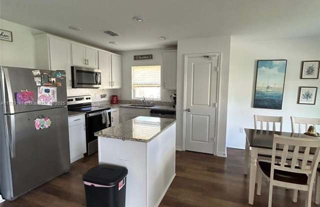 4376 Carrabelle River  Lane