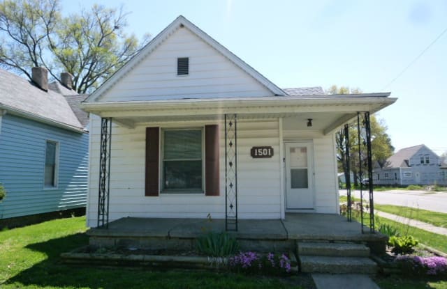 1501 5th Ave - 1501 5th Avenue, Terre Haute, IN 47807