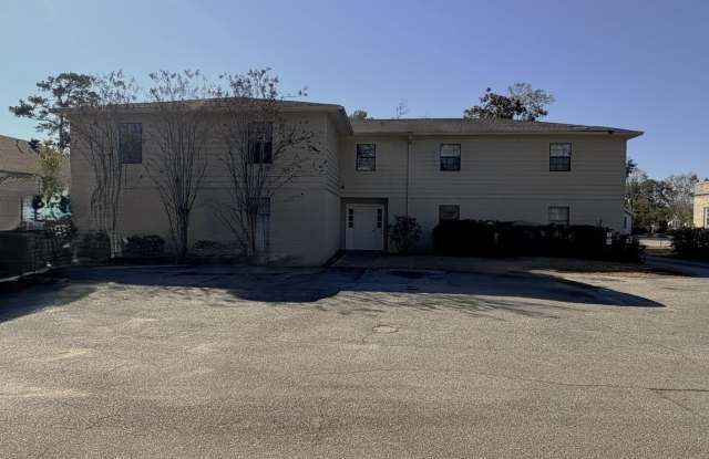 2 Bedroom 2 Bath Apartment Minutes from VSU