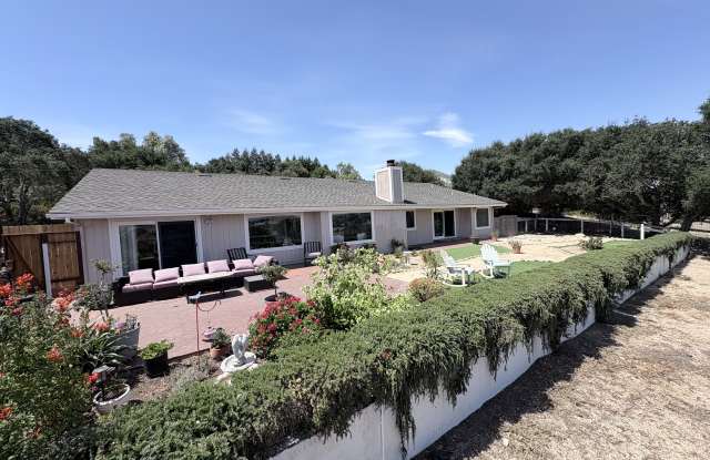 1695 Overdel Ln