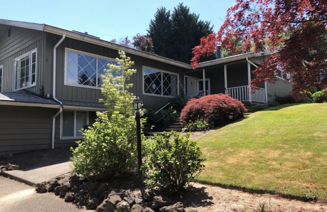 1800 Kilkenny Dr. - 1800 Kilkenny Drive, Lake Oswego, OR 97034