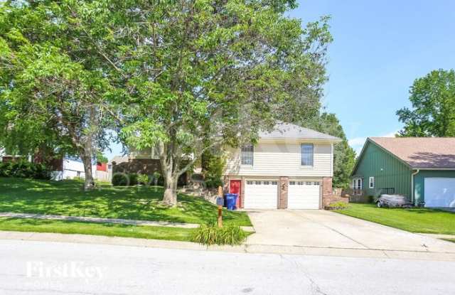 3709 Northeast Chapel Drive