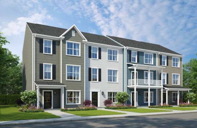 Blacksburg, 3BR / 2.5 BA, Available in August