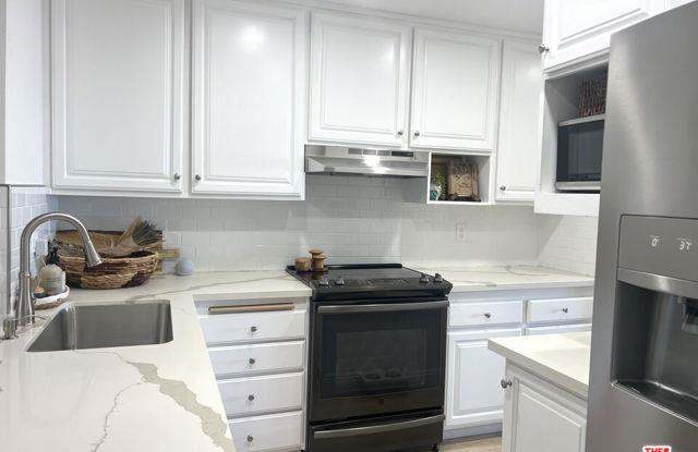 6776 Shearwater Lane