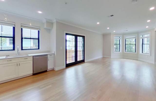 285 Lamartine Street