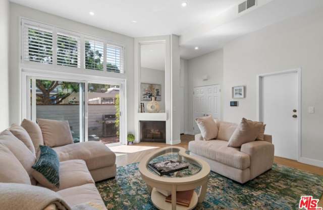 13072 Maxella Ave unit: 2